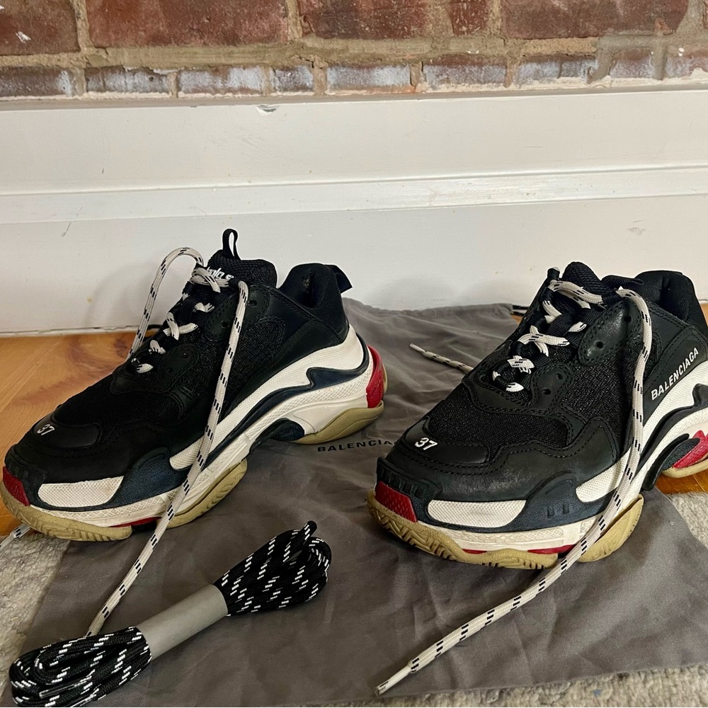 Balenciaga Triple S Sneaker